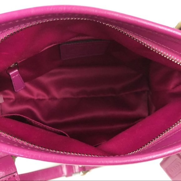 Coach Daisy Outline Signature Mia Crossbody Purse - Khaki and bright magenta - Picture 4 of 4